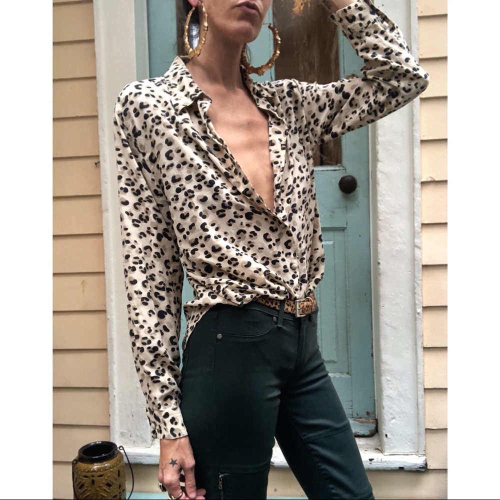 Vintage snow leopard silk blouse - Picture 5 of 6